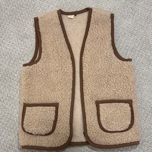 Leo & Lennon Tan Sherpa Vest with Brown Trim